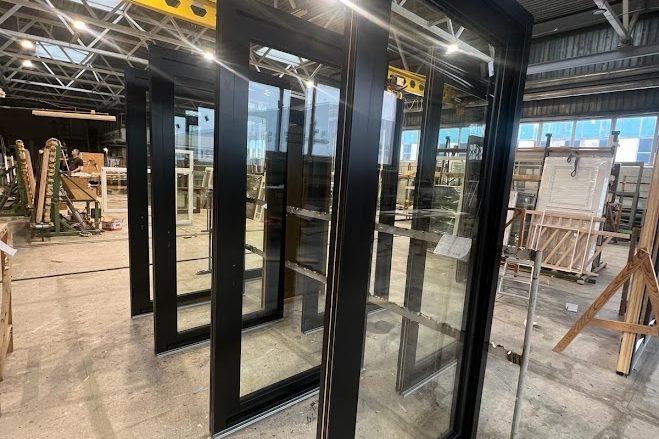 Glass partitions