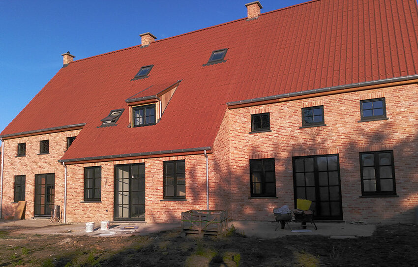 Kā izvēlēties logus? Koks, PVC vai alumīnijs?